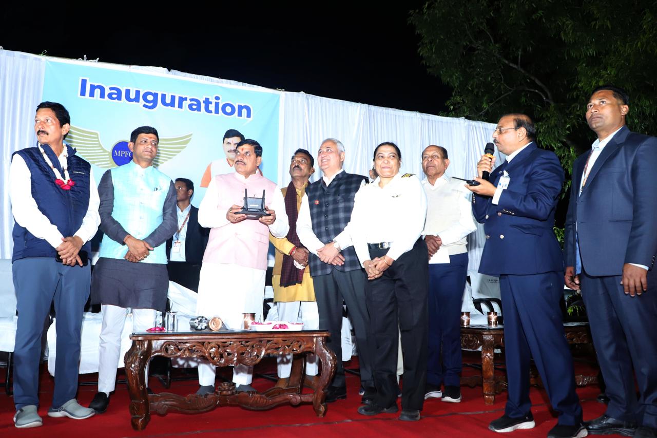 Captain Preeti at a Madhya Pradesh aviation public event